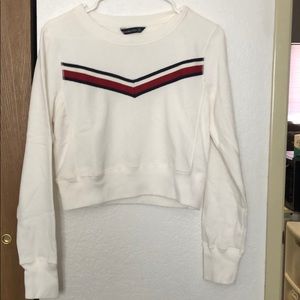 White cropped sweatshirt